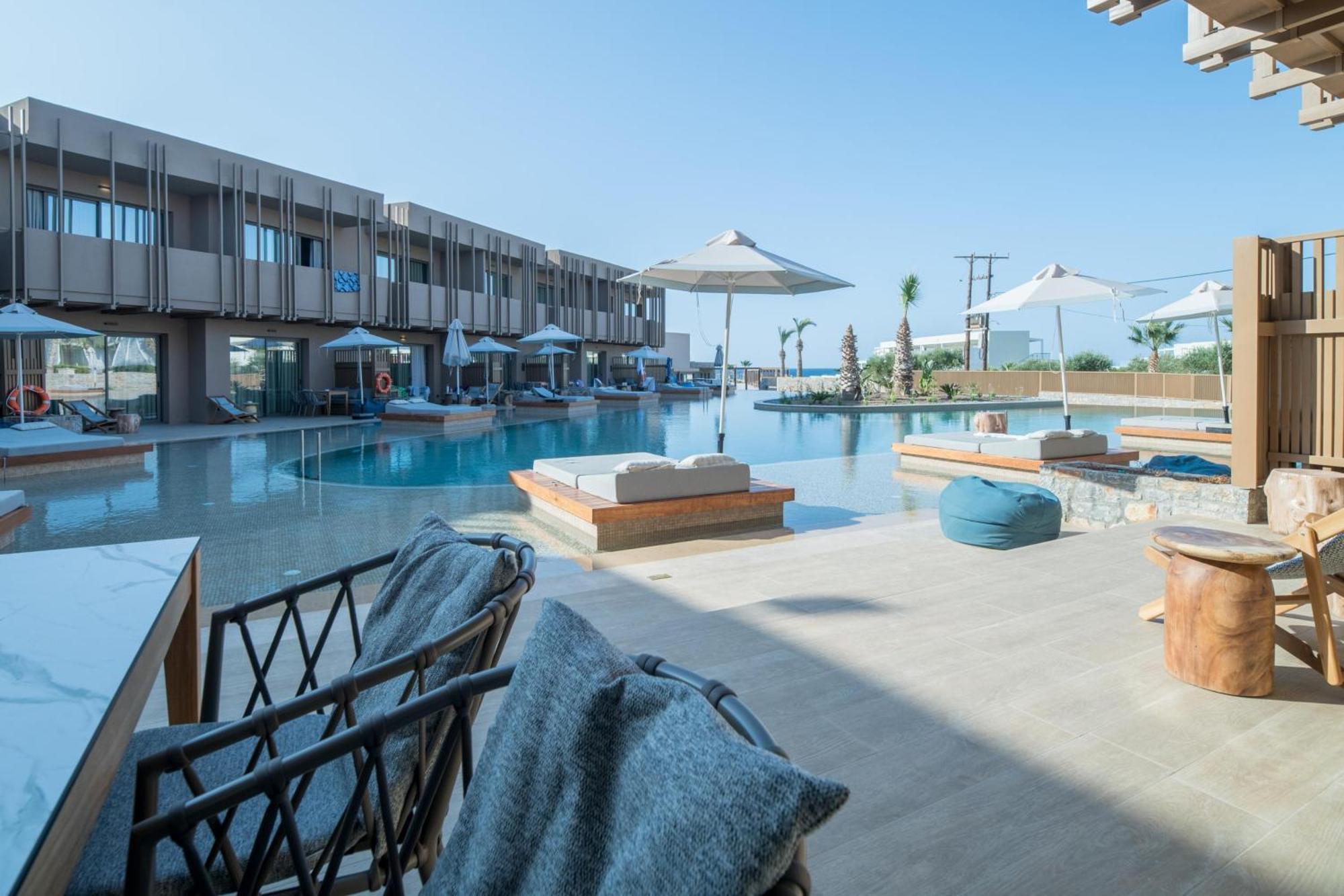 Hotel Senseana Sea Side Resort&spa