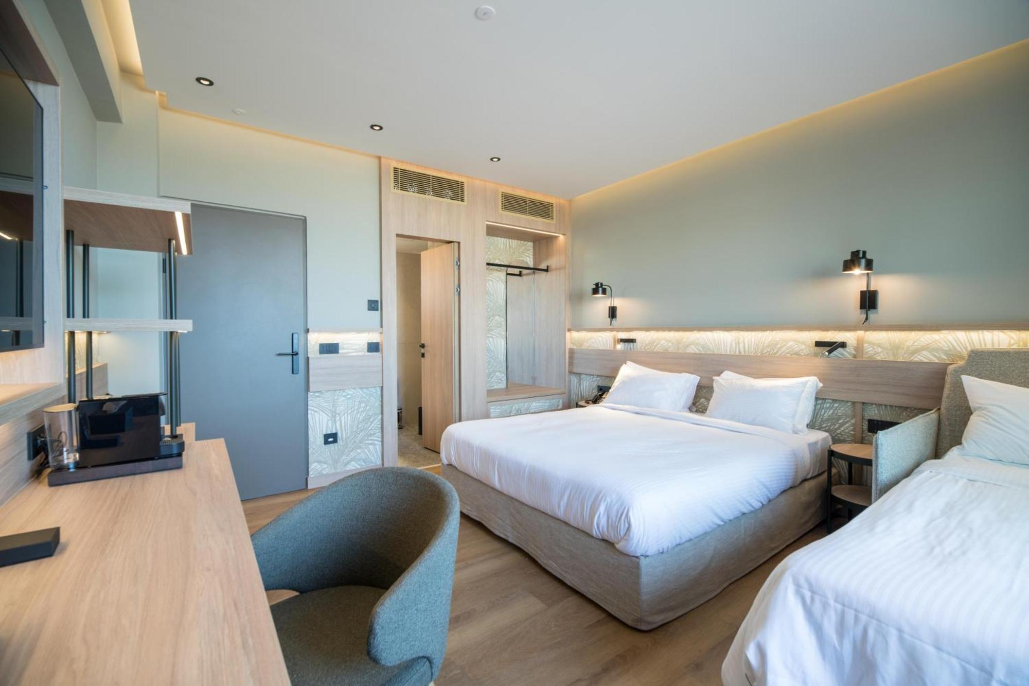 Senseana Sea Side Resort&spa 5*