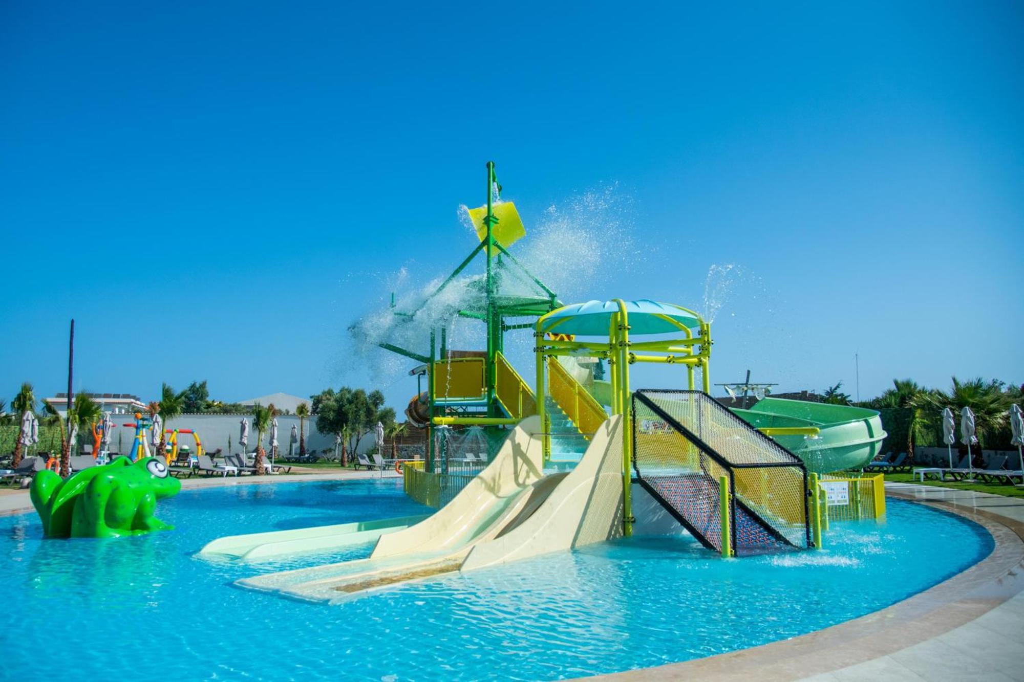 Hotel Senseana Sea Side Resort&spa 5*